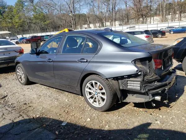 WBA8A9C56HK620473 2017 BMW 3ER - Image 2