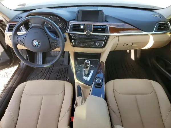 WBA8A9C56JAH12682 2018 BMW 3ER - Image 8