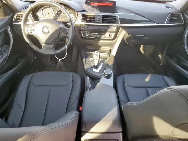 WBA8A9C56JAH14304 2018 BMW 3ER - Image 8
