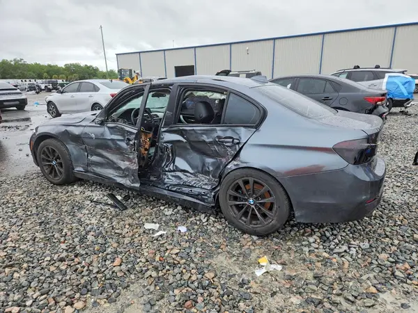 WBA8A9C57GK617273 2016 BMW 3ER - Image 2