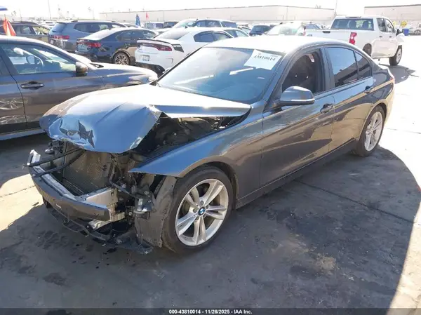 WBA8A9C57GK618181 2016 BMW 3ER - Image 2