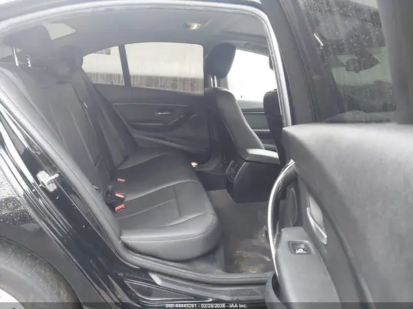 WBA8A9C57GK618715 2016 BMW 3ER - Image 8