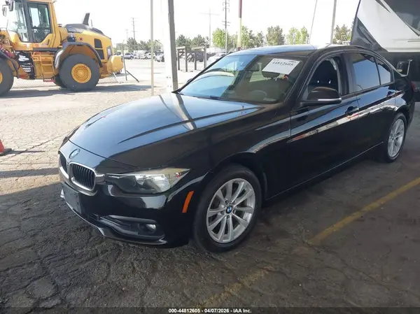 WBA8A9C57GK619038 2016 BMW 3ER - Image 2