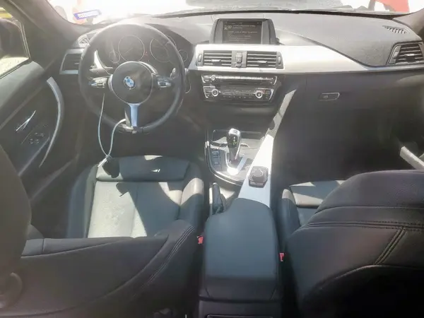 WBA8A9C57HK619509 2017 BMW 3ER - Image 8