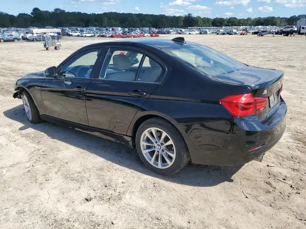 WBA8A9C57HK619705 2017 BMW 3ER - Image 2