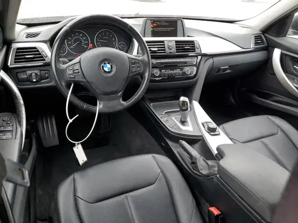 WBA8A9C57HK619882 2017 BMW 3ER - Image 8