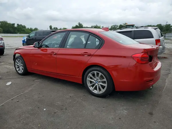 WBA8A9C57JAH12142 2018 BMW 3ER - Image 2