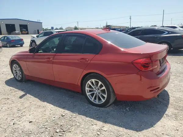 WBA8A9C57JAH13209 2018 BMW 3ER - Image 2