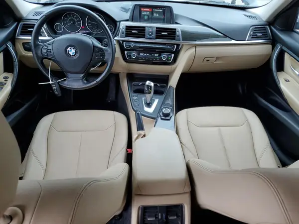 WBA8A9C57JAH13422 2018 BMW 3ER - Image 8