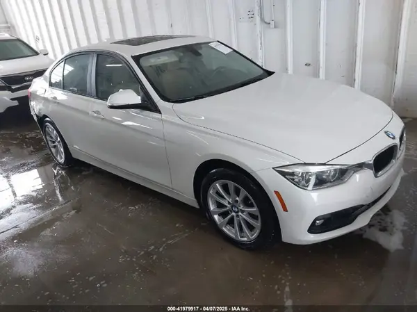 WBA8A9C57JAH13937 2018 BMW 3ER - Image 1