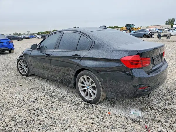 WBA8A9C57JAH14800 2018 BMW 3ER - Image 2