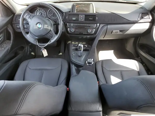 WBA8A9C58HK620345 2017 BMW 3ER - Image 8