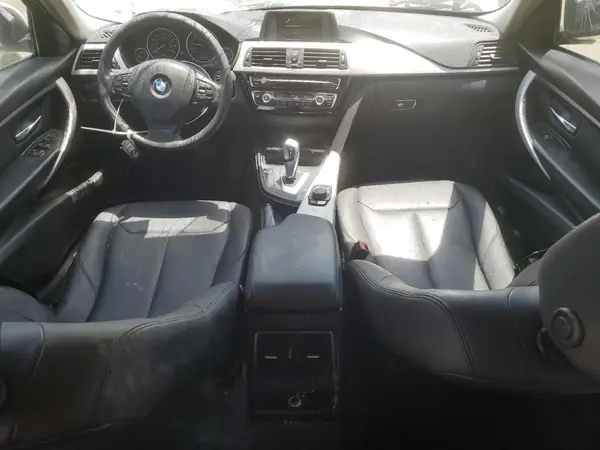 WBA8A9C58JAH14191 2018 BMW 3ER - Image 8