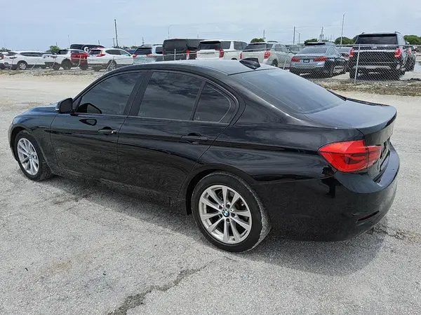 WBA8A9C59GK616187 2016 BMW 3ER - Image 2