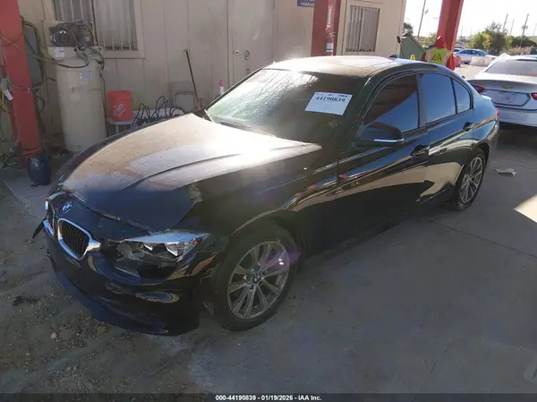 WBA8A9C59GK619414 2016 BMW 3ER - Image 2