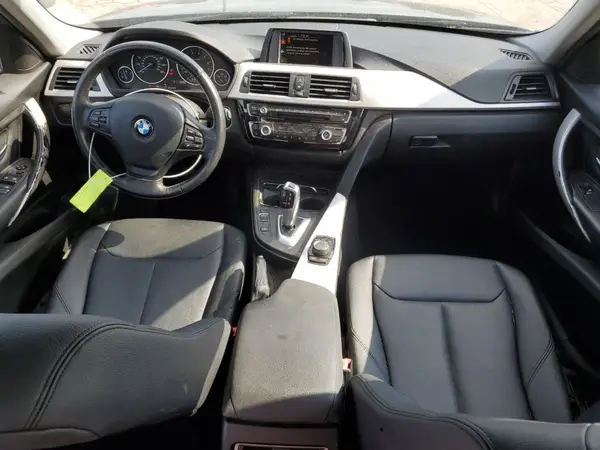 WBA8A9C59HK620077 2017 BMW 3ER - Image 8