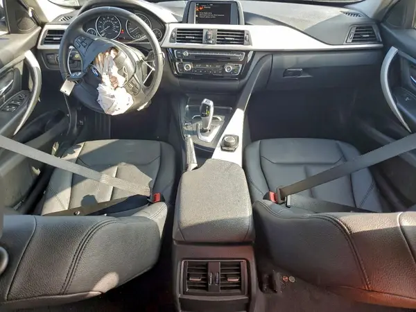 WBA8A9C59HK620466 2017 BMW 3ER - Image 8
