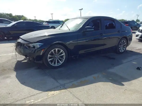 WBA8A9C59JAH12353 2018 BMW 3ER - Image 2