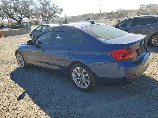 WBA8A9C59JAH12577 2018 BMW 3ER - Image 2
