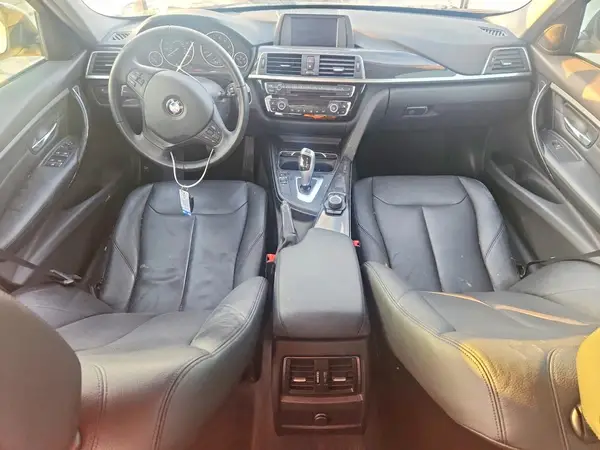 WBA8A9C59JAH14202 2018 BMW 3ER - Image 8