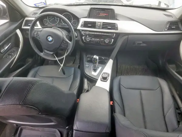 WBA8A9C59JK622739 2018 BMW 3ER - Image 8