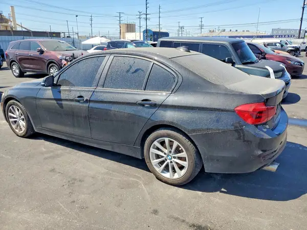 WBA8A9C5XGK617039 2016 BMW 3ER - Image 2