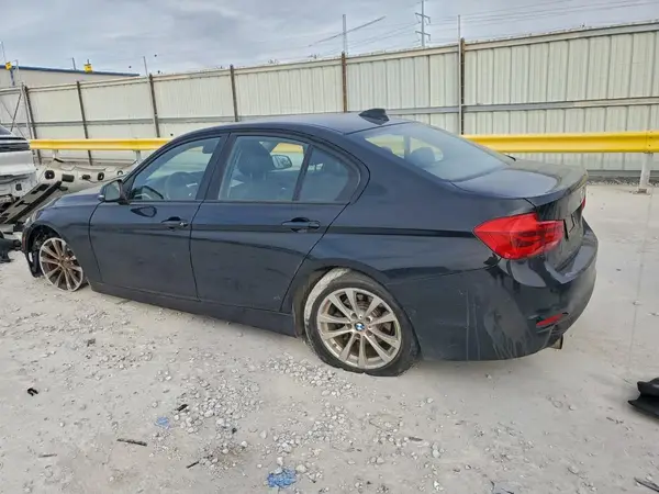 WBA8A9C5XGK617946 2016 BMW 3ER - Image 2