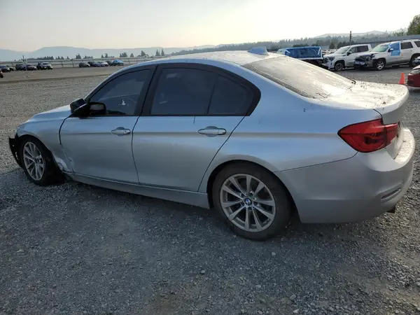 WBA8A9C5XGK618840 2016 BMW 3ER - Image 2