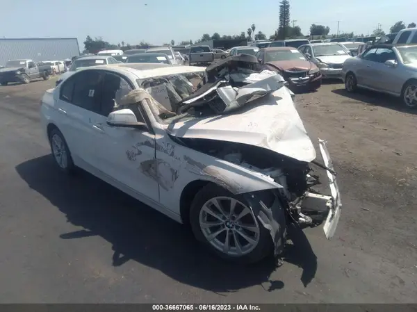 WBA8A9C5XHK619875 2017 BMW 3ER - Image 1