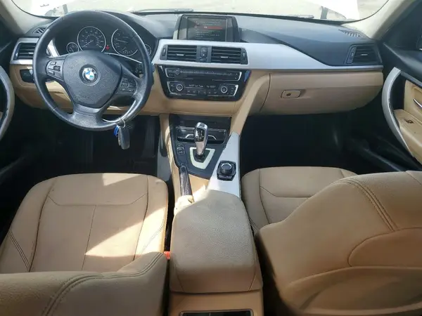 WBA8A9C5XJAD27917 2018 BMW 3ER - Image 8