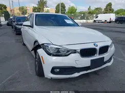 WBA8A9C5XJAH12264 2018 BMW 3ER