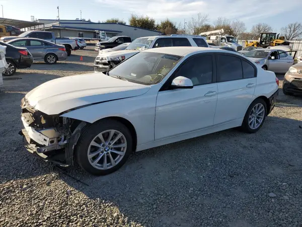 WBA8A9C5XJK623110 2018 BMW 3ER - Image 1