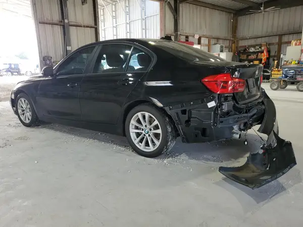 WBA8A9C5XJK623379 2018 BMW 3ER - Image 2