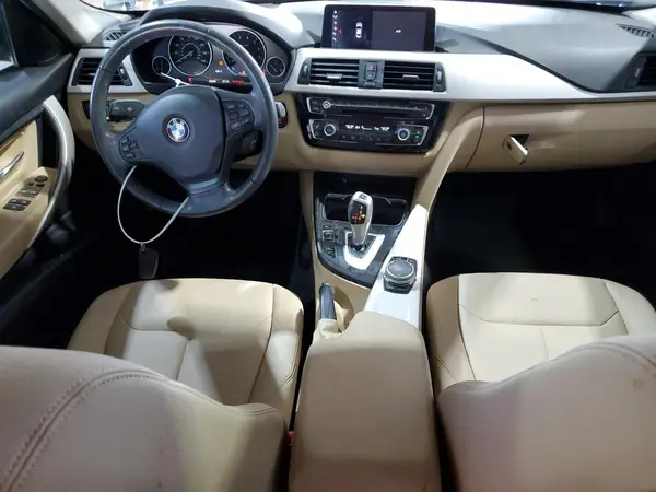 WBA8A9C5XJK623379 2018 BMW 3ER - Image 8