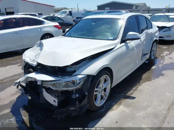 WBA8B3C36HK777705 2017 BMW 3ER - Image 2