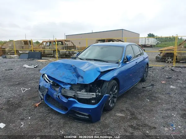 WBA8B3C38HK384482 2017 BMW 3ER - Image 2