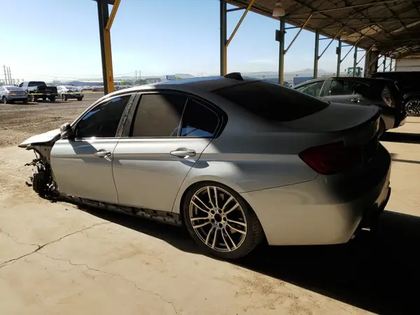 WBA8B3C50GK383682 2016 BMW 3ER - Image 2