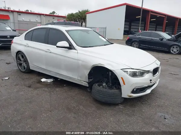 WBA8B3C50JK385083 2018 BMW 3ER - Image 1