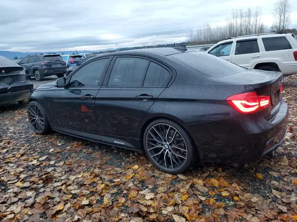 WBA8B3C51JK843388 2018 BMW 3ER - Image 2