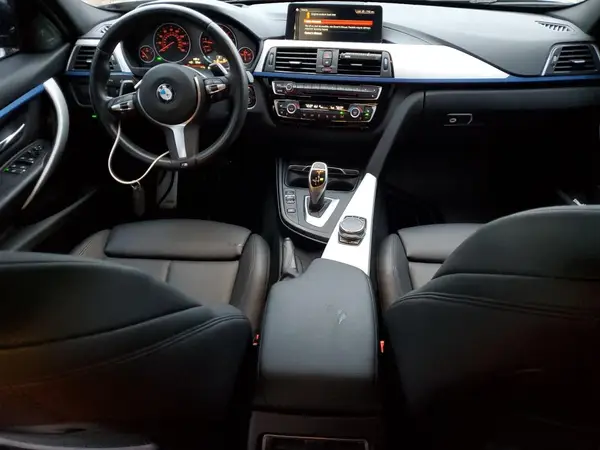 WBA8B3C51JK843388 2018 BMW 3ER - Image 8