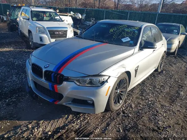 WBA8B3C52JK384971 2018 BMW 3ER - Image 2