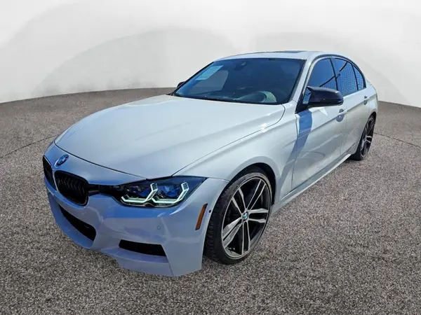 WBA8B3C55JK819417 2018 BMW 3ER - Image 2