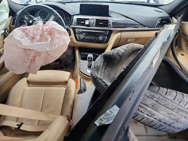 WBA8B3C56GK384058 2016 BMW 3ER - Image 8