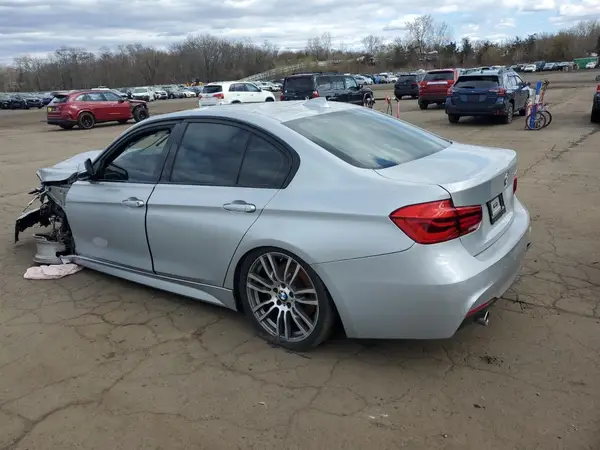 WBA8B3C56JK788131 2018 BMW 3ER - Image 2