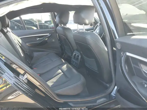 WBA8B3C57HK777228 2017 BMW 3ER - Image 8