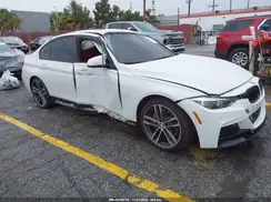 WBA8B3C59JK384692 2018 BMW 3ER