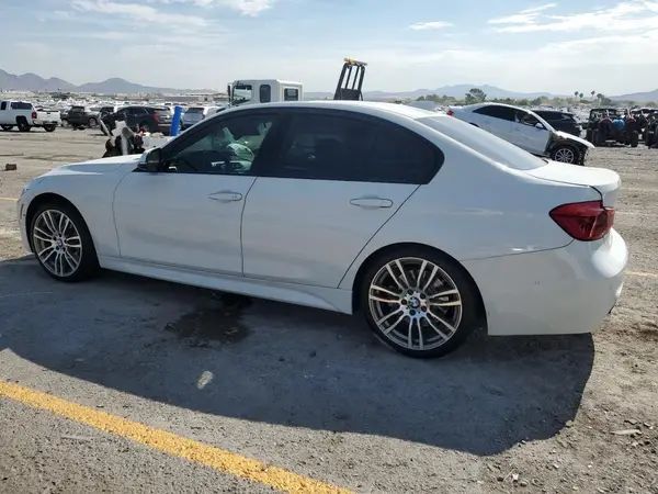 WBA8B3C59JK385101 2018 BMW 3ER - Image 2