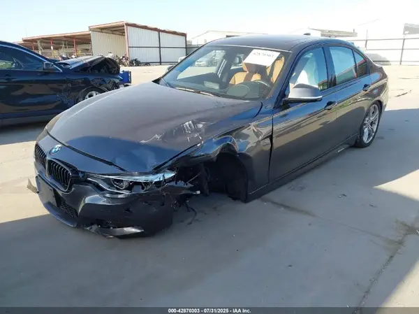 WBA8B3C59JK788107 2018 BMW 3ER - Image 2
