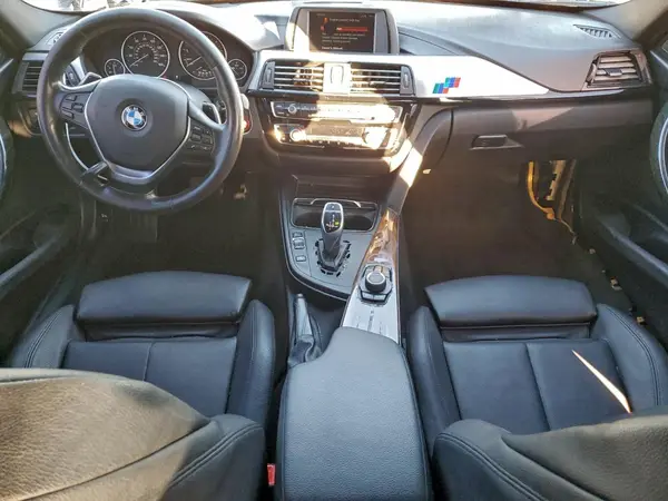 WBA8B3C5XJK384927 2018 BMW 3ER - Image 8