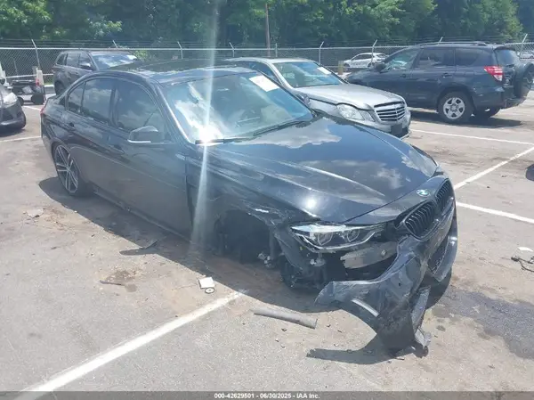 WBA8B3C5XJK843308 2018 BMW 3ER - Image 1